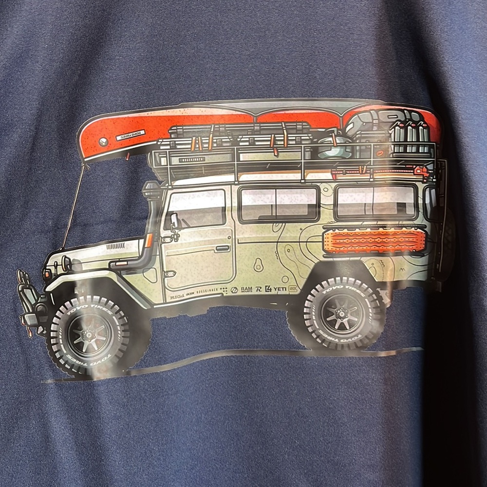 ๐ SOLD ๐ Land Rover Defender Style Tee ๐ซถ - Picture 10 of 13